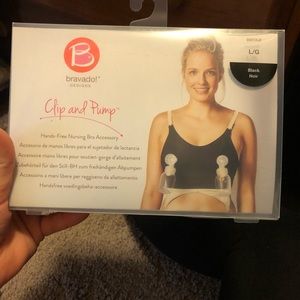 Clip and pup nursing (hands free) bra